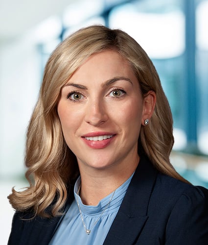 Nikkia Knudsen Headshot
